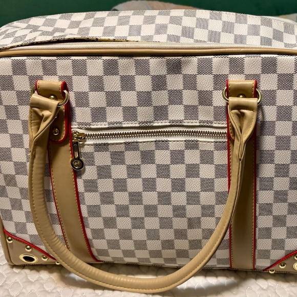 Inspired Small Dog carrier - Picture 3 of 13